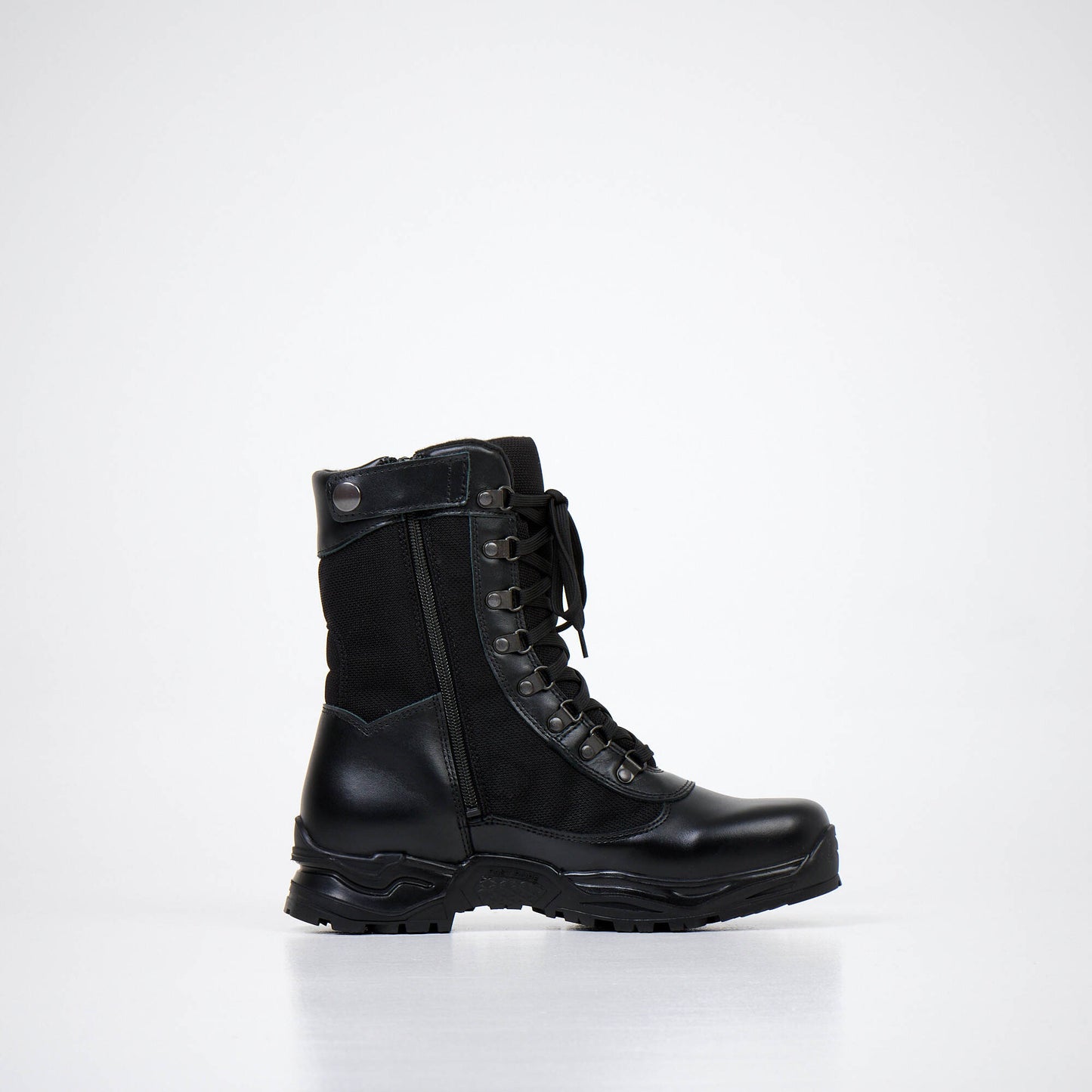 590 Desert Bootsit vetoketjulla - Black